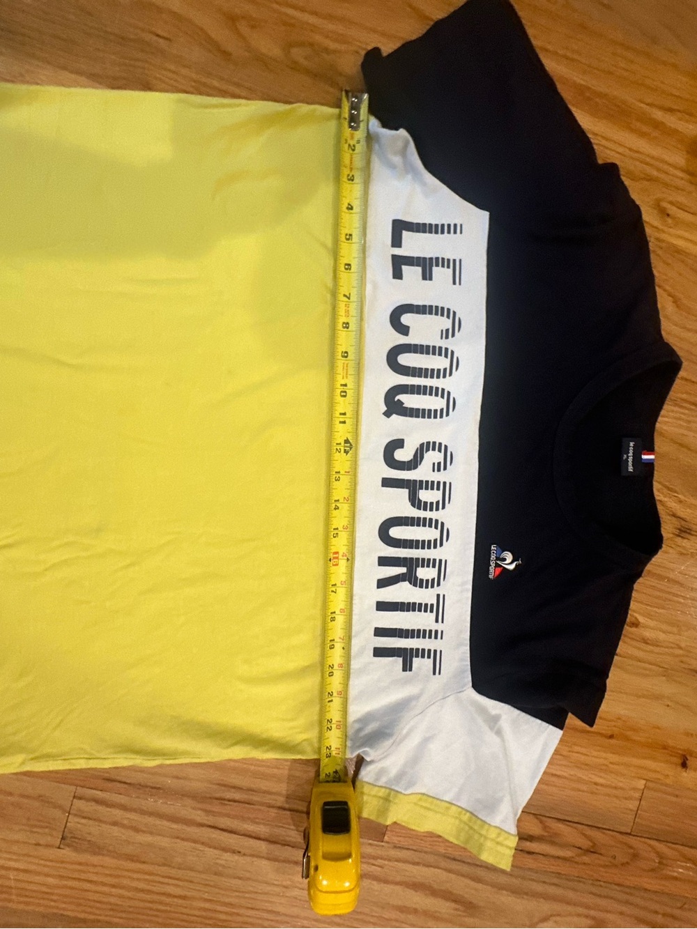 Le Coq Sportif Black, White & Yellow Colorblock Men’s Tee - Picture 5 of 7